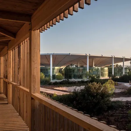 Thecamp Eco Lodge- Aix En Provence エクス＝アン＝プロヴァンス