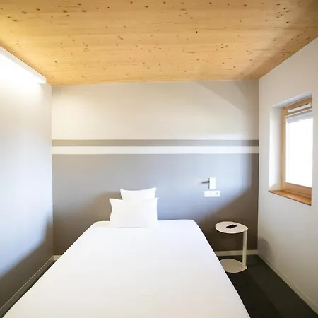 ホテル Thecamp Eco Lodge- Aix En Provence