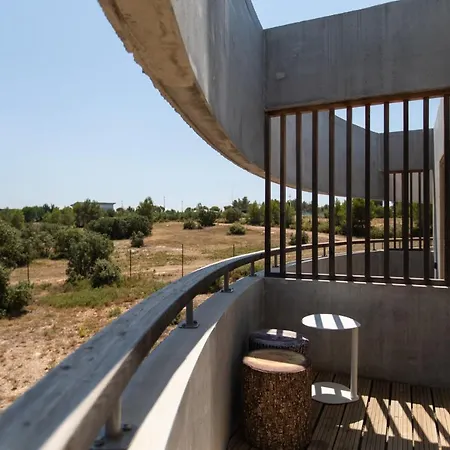 Thecamp Eco Lodge- Aix En Provence ホテル