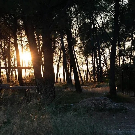 Thecamp Eco Lodge- Aix En Provence 3* エクス＝アン＝プロヴァンス
