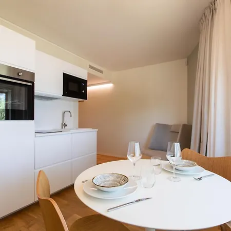 ホテル Thecamp Eco Lodge- Aix En Provence