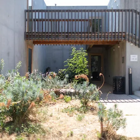 ホテル Thecamp Eco Lodge- Aix En Provence エクス＝アン＝プロヴァンス