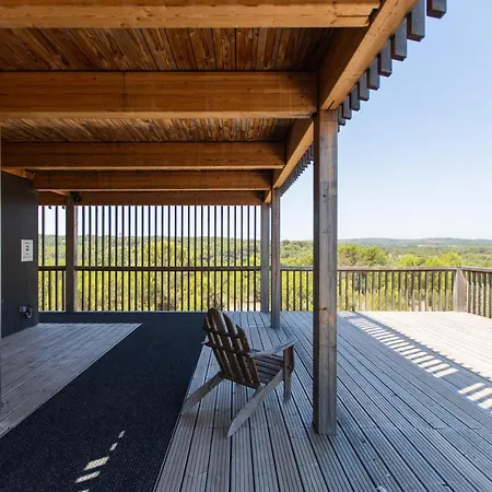 ホテル Thecamp Eco Lodge- Aix En Provence